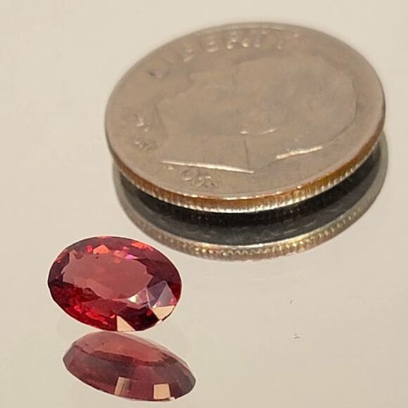 1.42 Carat Pigeon Blood Red Rhodolite Garnet! - Picture 5 of 7
